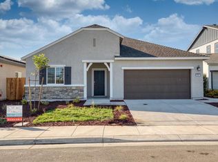 818 Holdenhurst Ln, Patterson, CA 95363