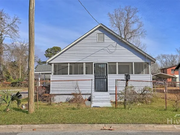 2114 Weldon St, Savannah, GA 31415