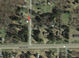 125 Kellstrom Rd, Iron River, MI 49935