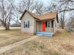 521 S 1st St, Guthrie, OK 73044