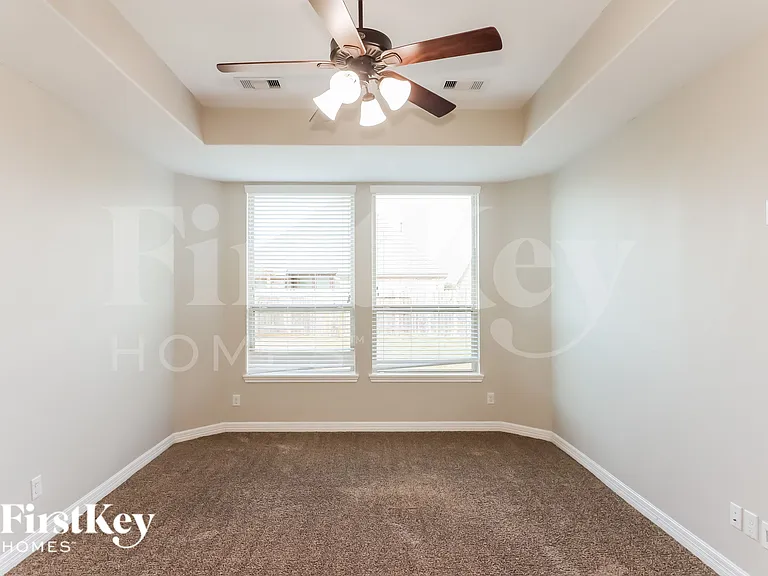 9743 Stratton Ridge Dr — Photo 7