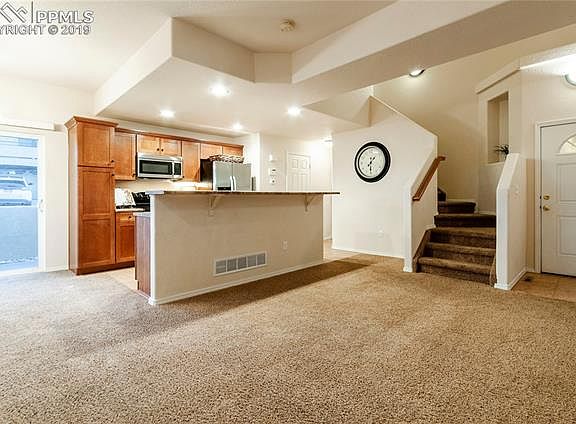 3rd image of 4896 Iron Horse Villas Point