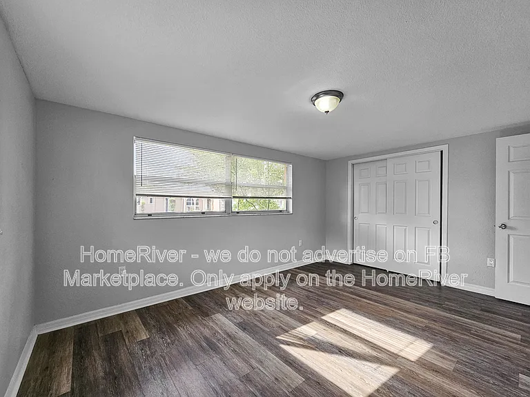 7832 Eugene Dr — Photo 10