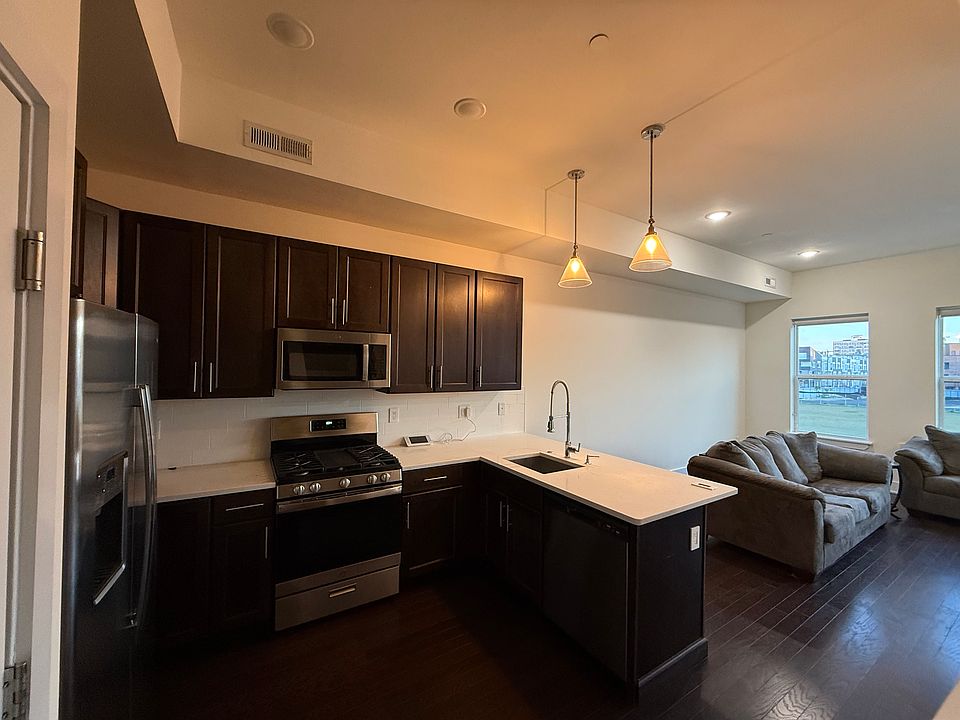 1st image of 516 W Montgomery Ave #O7