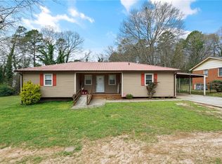 203 Uneeda Dr, Greenville, SC 29605