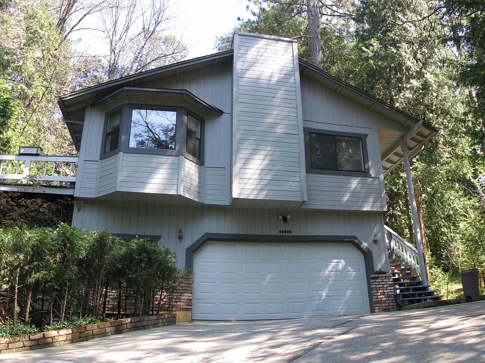 1st image of 22565 W Rhine River Dr