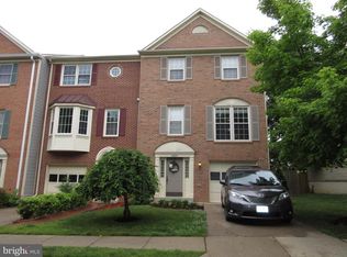 6580 Morning Meadow Dr, Alexandria, VA 22315