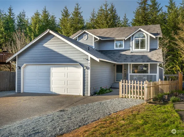 770 Riverside Lane E, Eatonville, WA 98328