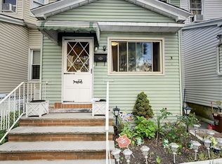 107-40 111th St, South Richmond Hill, NY 11419