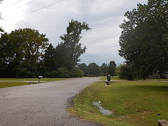 4th image of 480 Avery Valley Dr