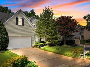 9427 Arborview Ct, Charlotte, NC 28269