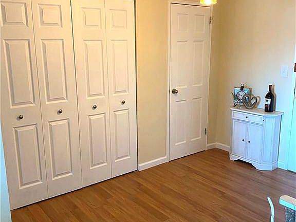 2nd image of 25 Franklin Ave APT 5N