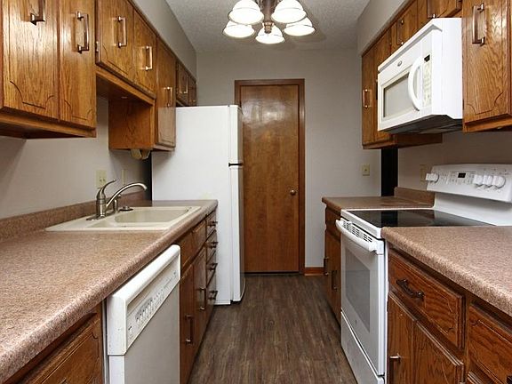 5th image of 5604 Fairacres Ct