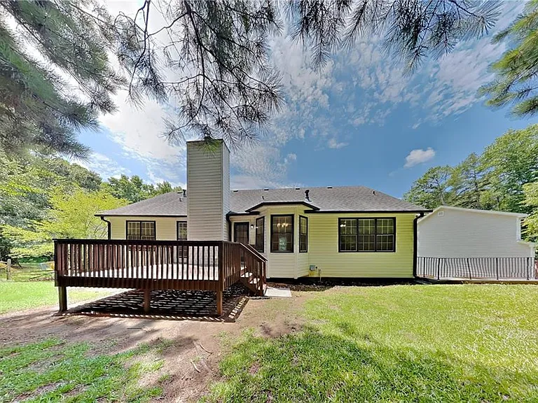 530 Alcovy Springs Dr — Photo 19