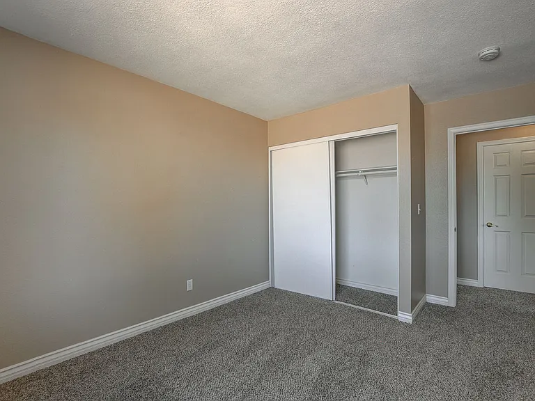 1833 Escondido Ter — Photo 28