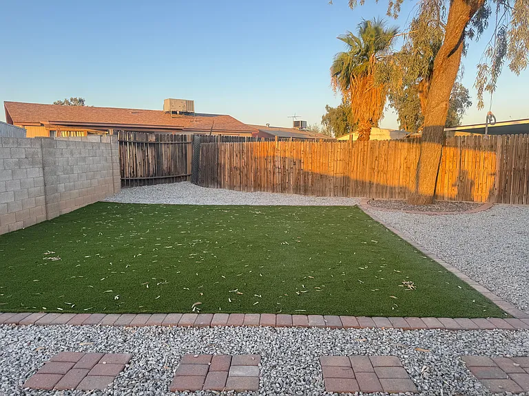 4553 N 82nd Ln — Photo 34