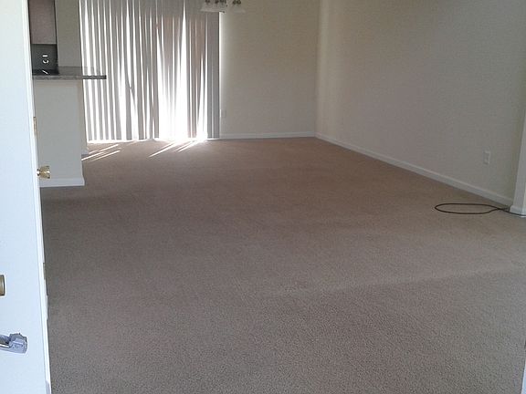 4th image of 9146 Walker Park Dr