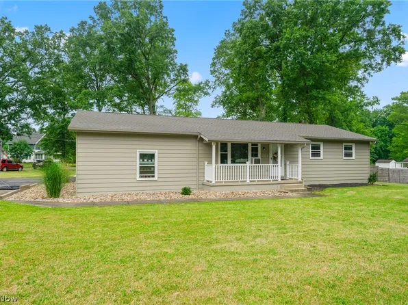 4324 Canfield Rd, Canfield, OH 44406