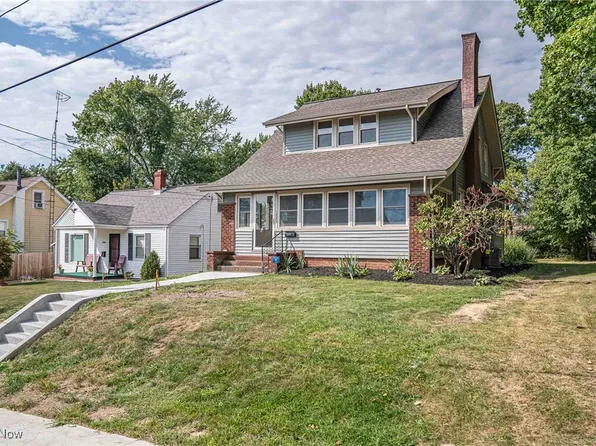 1525 35th St NW, Canton, OH 44709