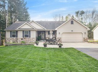 31635 Pawton Ln, Paw Paw, MI 49079