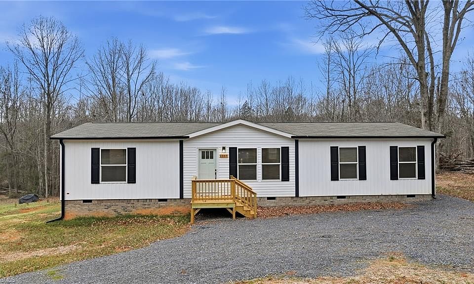 1st image of 1997 Tippett Rd