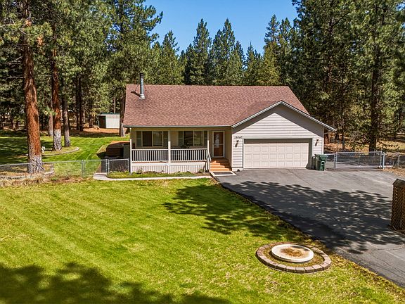 3rd image of 15640 Woodgreen Ct