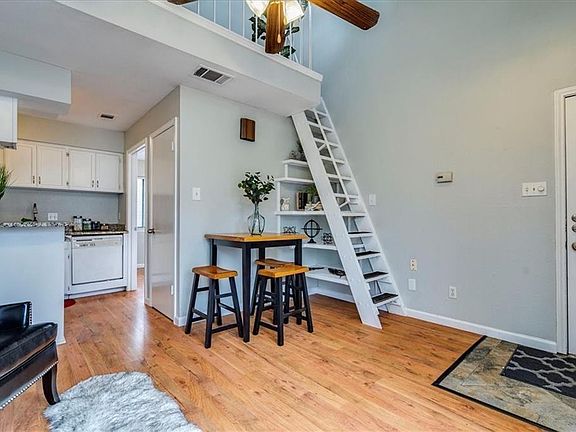 2nd image of 701 Nelray Blvd APT 14
