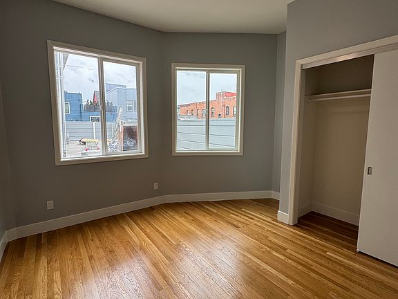 4th image of 2571 Mission St #3B