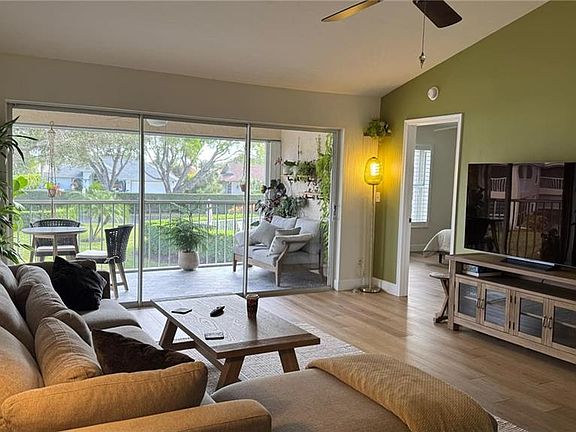 2nd image of 9828 Luna CIR #H202
