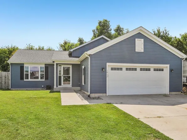 1511 E Longneedle LANE, Elkhorn, WI 53121