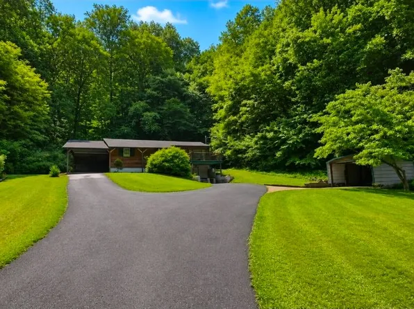123 Woodland Est, Paintsville, KY 41240