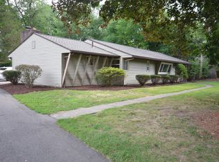 2978 Vesper Dr, Akron, OH 44333