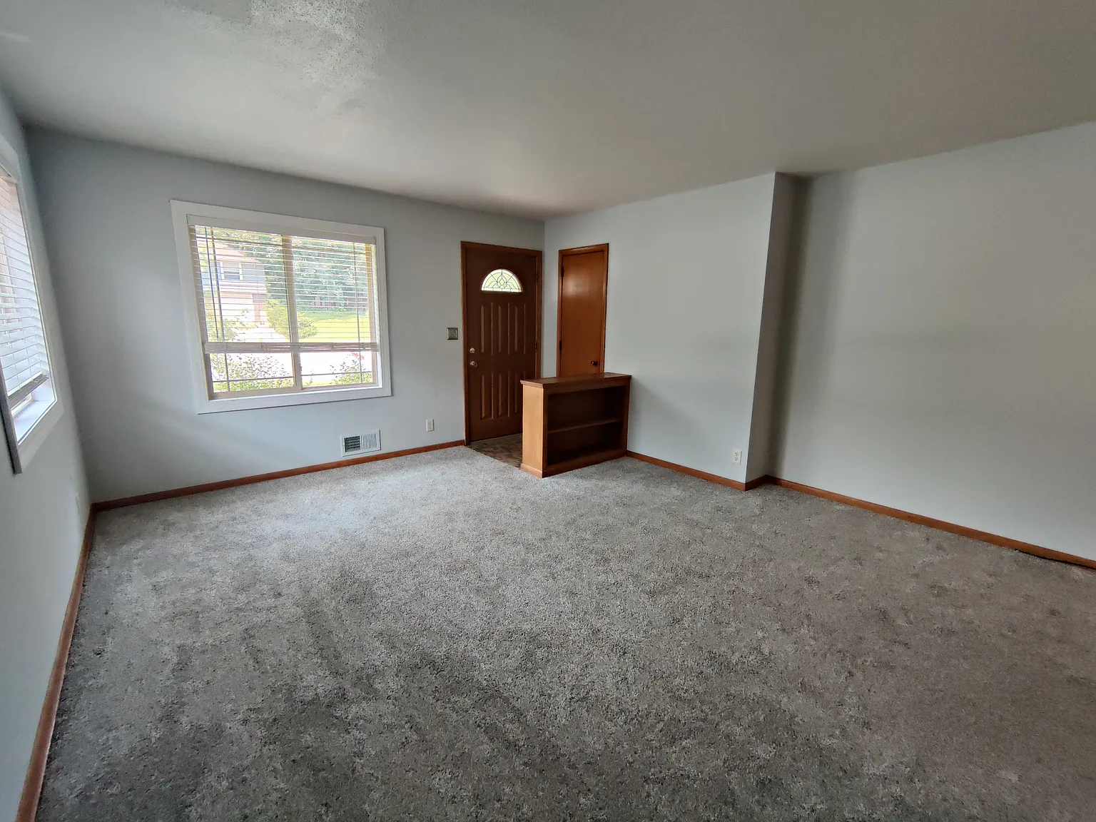 5735 Xerxes Ave S — Photo 3