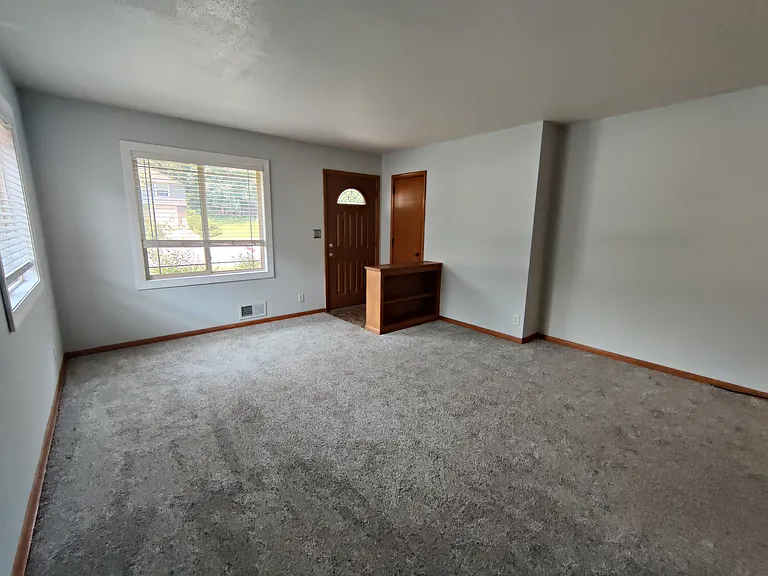 5735 Xerxes Ave S — Photo 3