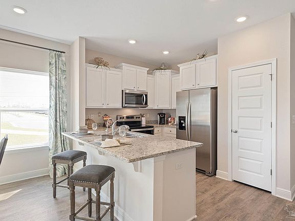 5th image of 9465 Nature Creek Ln
