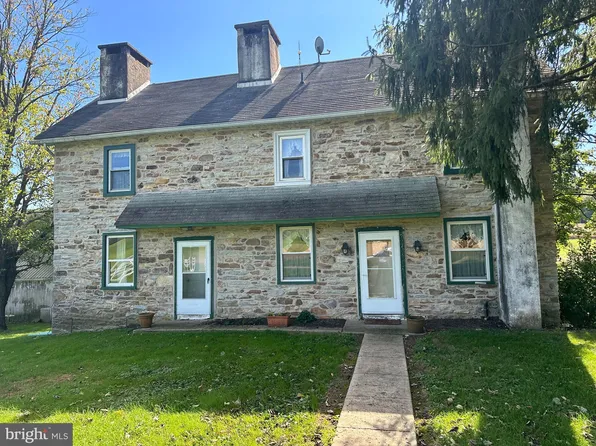 75 Western Ave, Parkesburg, PA 19365