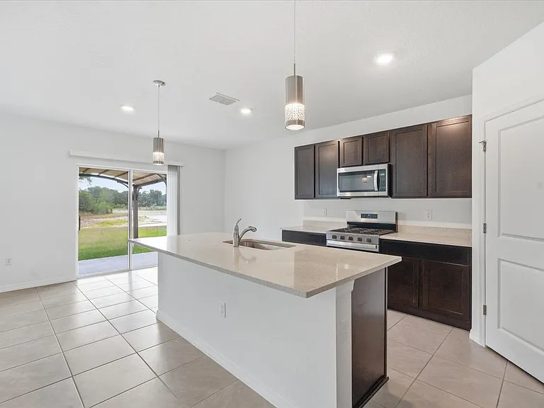 2868 Gardiner Ln — Photo 13