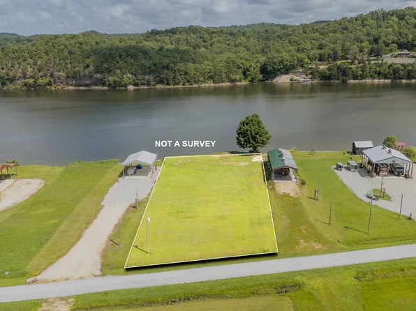 648 River Front Dr Lot 29, Clifton, TN 38425