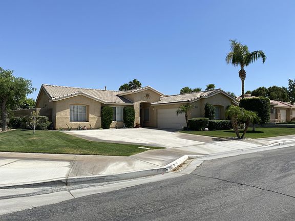 5th image of 44814 Monticello Ave