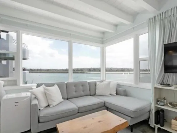 2613 Mission Blvd APT 14, San Diego, CA 92109