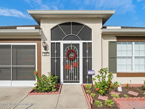 5th image of 328 Sea Holly Dr