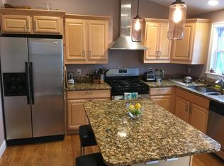 12 Lawrence St, Woburn, MA 01801