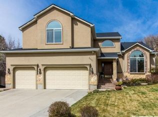 2601 E Tuxedo Cir, Cottonwood Heights, UT 84093