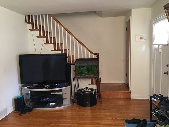 4th image of 7708 Rockwell Ave