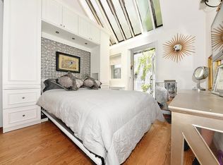 5 Macdougal Aly APT 1E, New York, NY 10011