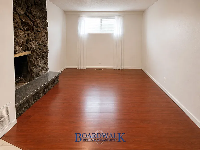6423 S Westridge St #BASEMENT — Photo 10