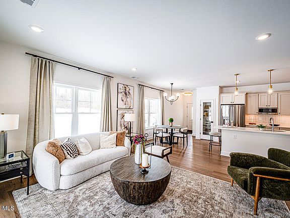 7th image of this home