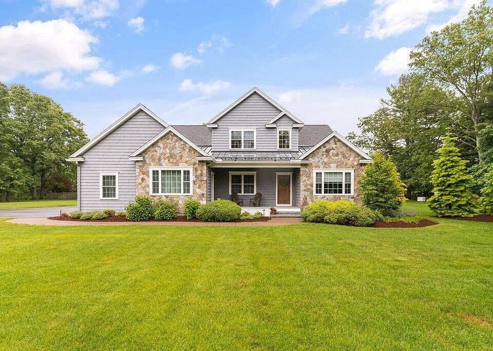 272 Boston Rd, Chelmsford, MA 01824 | Zillow