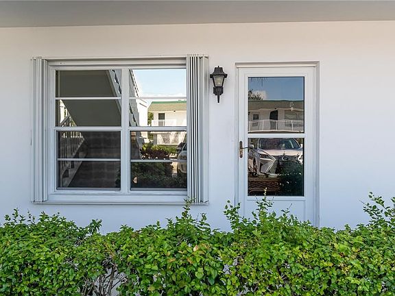 2nd image of 2800 Indian River Blvd APT N5