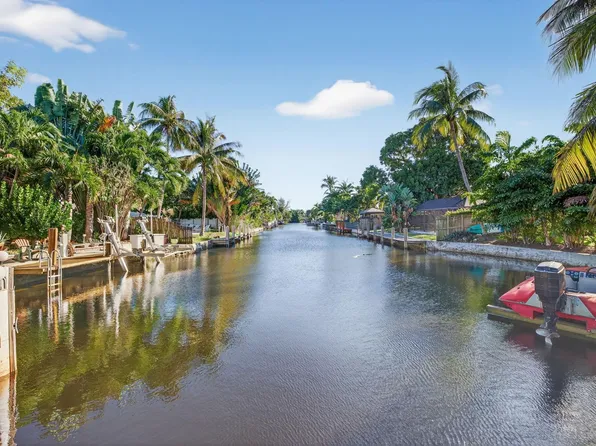 1570 NE 30th Place, Oakland Park, FL 33334